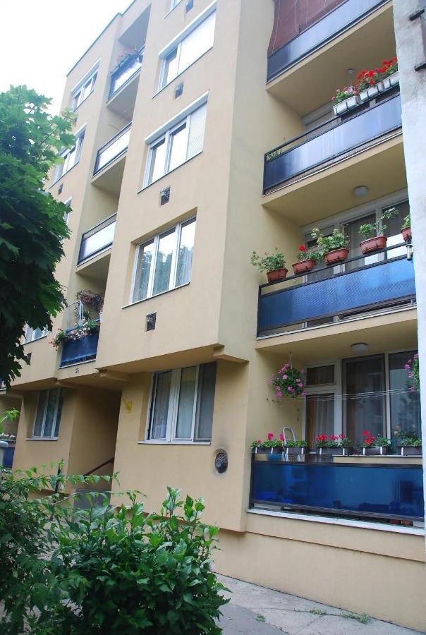 Bartakovics Apartman Eger Luaran gambar
